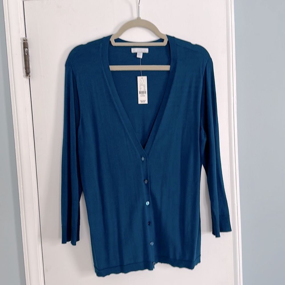 NWT New York & Company V-Neck Cardigan. Size XL.  Ultra soft.